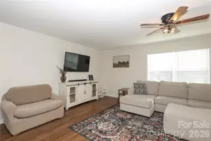 154 Back Acres Ln, Kannapolis, NC 28081 - Photo 5