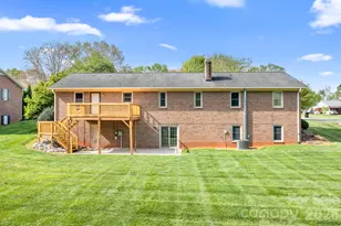 676 Sunridge Dr, Lincolnton, NC 28092 - Photo 33