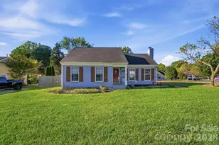 9046 Milton Morris Dr, Charlotte, NC 28227 - Photo 3