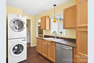 1614 Ridgewood Boulevard, Hendersonville, NC 28791 - Photo 17