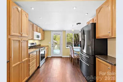 1614 Ridgewood Boulevard, Hendersonville, NC 28791 - Photo 13