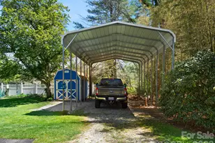 1614 Ridgewood Blvd, Hendersonville, NC 28791 - Photo 37