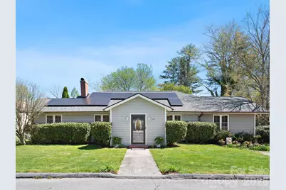 1614 Ridgewood Boulevard, Hendersonville, NC 28791 - Photo 1