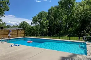 87 W Oakview Rd, Asheville, NC 28806 - Photo 35