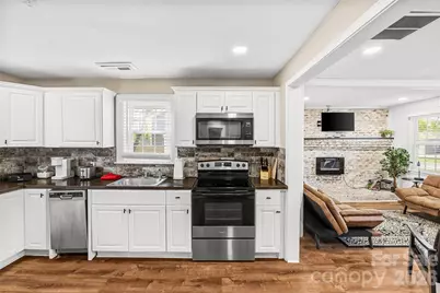 2738 Catalina Avenue, Charlotte, NC 28206 - Photo 5