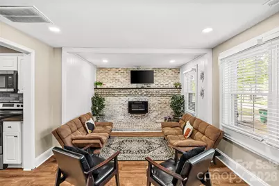 2738 Catalina Avenue, Charlotte, NC 28206 - Photo 11