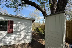 5A Warren Ave, Asheville, NC 28803 - Photo 3