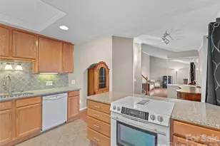 29 Reynolda Dr, Asheville, NC 28803 - Photo 9