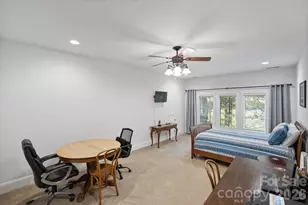 9116 Thackery Ln, Sherrills Ford, NC 28673 - Photo 33