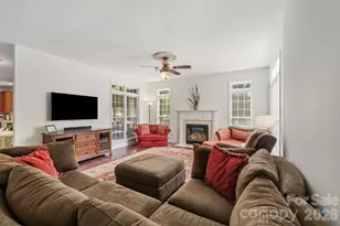 10826 Persimmon Creek Dr, Mint Hill, NC 28227 - Photo 7