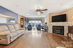 14614 Waterside Dr, Charlotte, NC 28278 - Photo 7