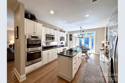 8964 Challis Hill Lane, Charlotte, NC 28226 - Photo 15