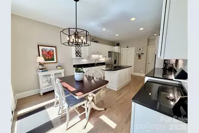 8964 Challis Hill Lane, Charlotte, NC 28226 - Photo 17