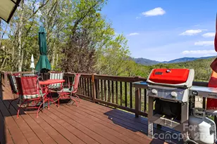 144 Hilltop Rd, Black Mountain, NC 28711 - Photo 17
