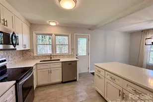 20 White Squirrel Ln, Hendersonville, NC 28739 - Photo 13