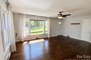 20 White Squirrel Ln, Hendersonville, NC 28739 - Photo 7