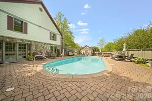 25 View Ridge Pkwy, Leicester, NC 28748 - Photo 29
