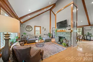 25 View Ridge Pkwy, Leicester, NC 28748 - Photo 7