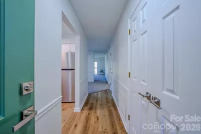 901 Abbey Circle, Asheville, NC 28805 - Photo 3