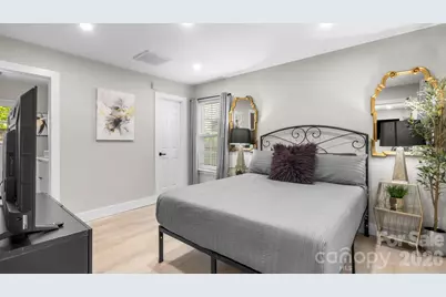 411 Cemetery Street, Charlotte, NC 28216 - Photo 11