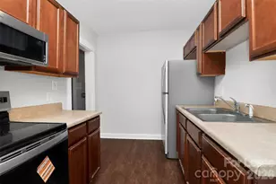 420 Plymouth Ave, Charlotte, NC 28206 - Photo 17