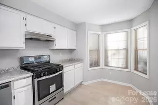 5823 Green Forest Dr, Charlotte, NC 28212 - Photo 13