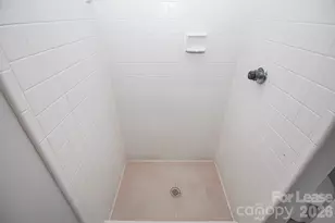 5823 Green Forest Dr, Charlotte, NC 28212 - Photo 29