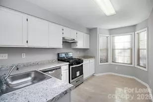 5823 Green Forest Dr, Charlotte, NC 28212 - Photo 11