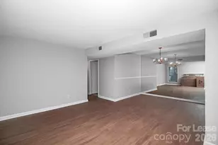 5823 Green Forest Dr, Charlotte, NC 28212 - Photo 5