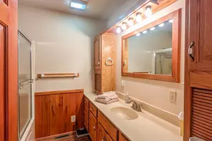 572 Pleasant Valley Rd, Burnsville, NC 28714 - Photo 25