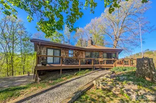 572 Pleasant Valley Rd, Burnsville, NC 28714 - Photo 1