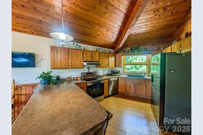572 Pleasant Valley Road, Burnsville, NC 28714 - Photo 21