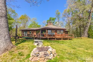 572 Pleasant Valley Rd, Burnsville, NC 28714 - Photo 11