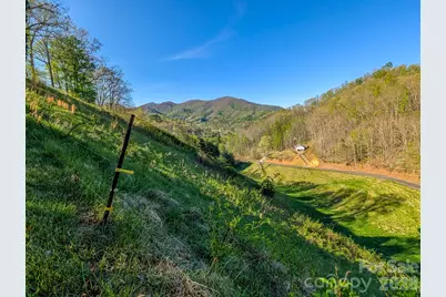 572 Pleasant Valley Road, Burnsville, NC 28714 - Photo 45