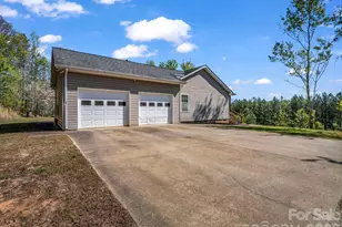 426 River Rd, Rutherfordton, NC 28139 - Photo 9