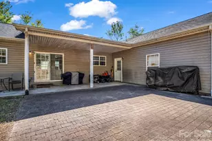 426 River Rd, Rutherfordton, NC 28139 - Photo 11