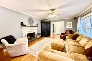 407 Pine St, Fort Mill, SC 29715 - Photo 5