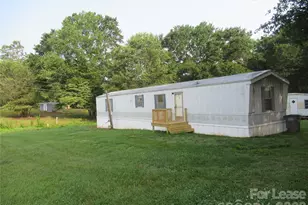 2400 Skyview Ln, Lincolnton, NC 28092 - Photo 1