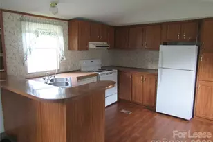 2400 Skyview Ln, Lincolnton, NC 28092 - Photo 3