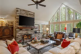 508 Cobblestone Ln N, Flat Rock, NC 28731 - Photo 9