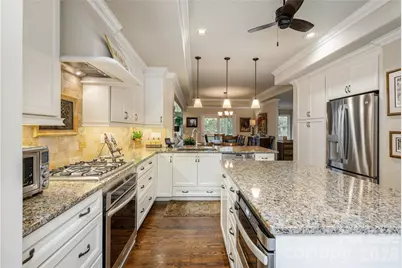 508 Cobblestone Lane N, Flat Rock, NC 28731 - Photo 15