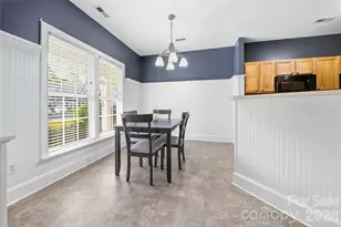 12235 Jessica Pl, Charlotte, NC 28269 - Photo 9