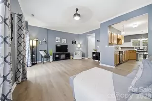 12235 Jessica Pl, Charlotte, NC 28269 - Photo 5