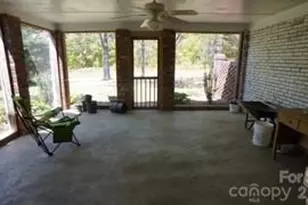 2705 N Center St, Hickory, NC 28601 - Photo 17