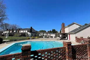 2705 N Center St, Hickory, NC 28601 - Photo 21