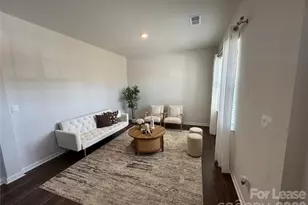 1924 Vanderlyn St, Monroe, NC 28112 - Photo 5