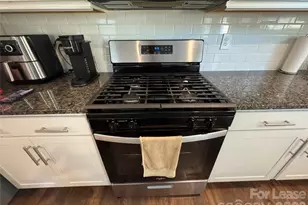 1924 Vanderlyn St, Monroe, NC 28112 - Photo 9