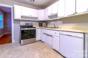 3428 Wade Ave, Raleigh, NC 27607 - Photo 17