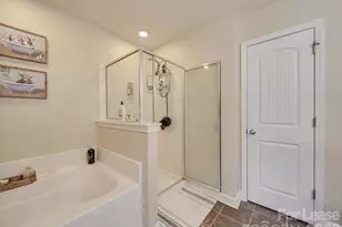 5657 Tipperlinn Way, Charlotte, NC 28278 - Photo 13