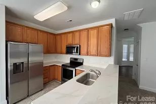 1701 Wilburn Park Ln NW, Charlotte, NC 28269 - Photo 11